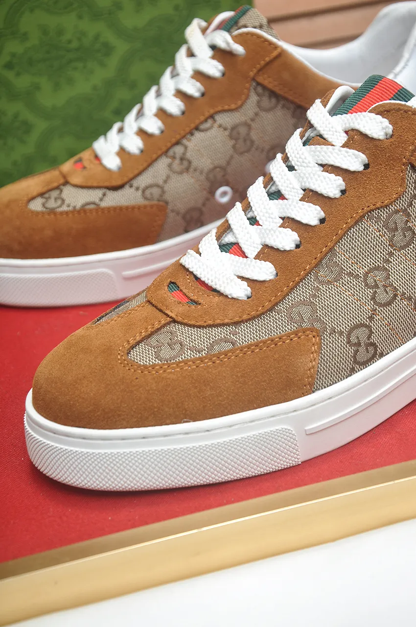 Men's shoes 💰400💶 [GUCCI Gucci] official website 1:1 men's sports shoes are now on the market, using original Gucci fabric + gluten lining, plus the official website original 1:1 comfortable outsole. Fashionable and versatile, super comfortable and breathable. 5 colors available, standard shoe size 38/45 (custom-made sizes 45 are non-refundable)